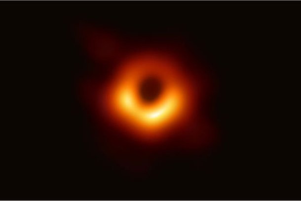 imej lubang hitam pertama yang dilihat manusia