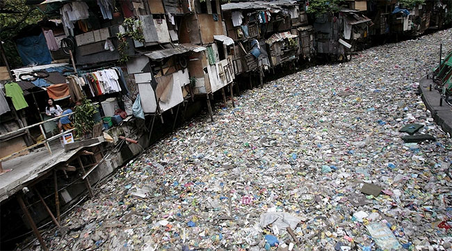 indonesia sungai penuh sampah