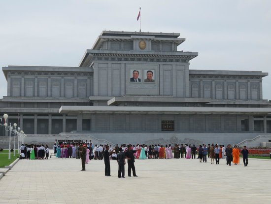 istana matahari kumsusan korea utara