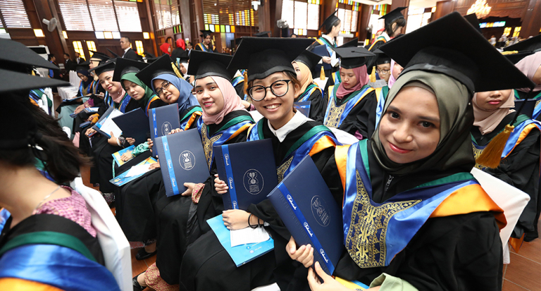 jangkaan gaji di malaysia untuk graduan perniagaan dan teknikal antara paling rendah di dunia