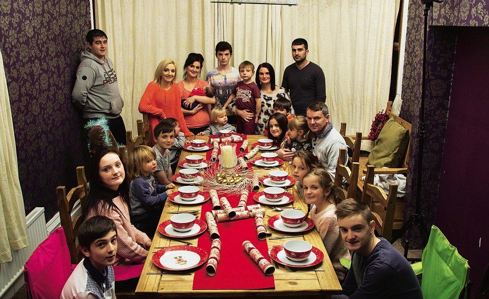 keluarga radford paling besar di united kingdom dengan 20 orang anak 0