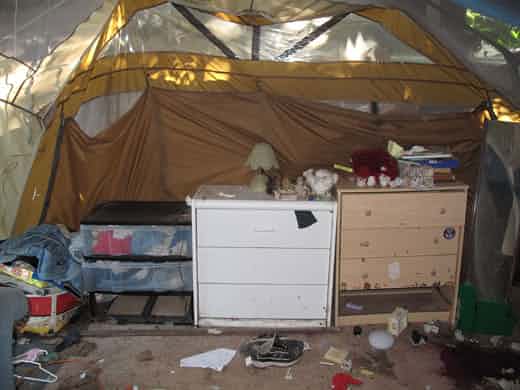 khemah yang didiami jaycee dugard selama 18 tahun diculik 2