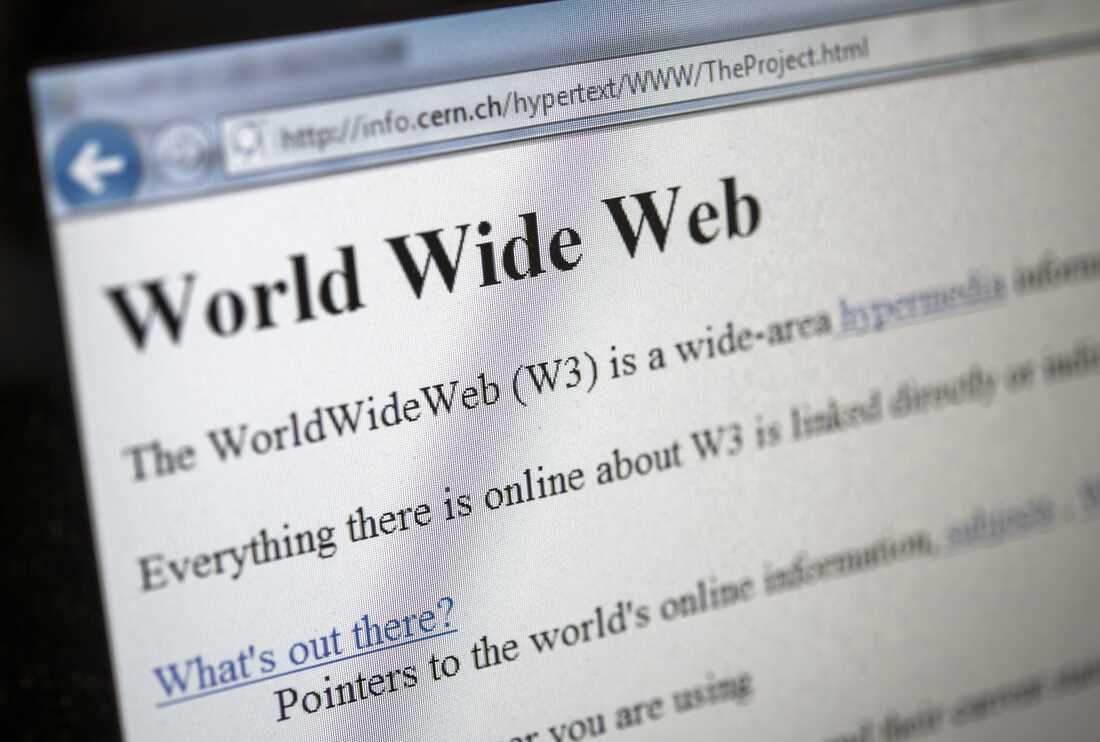 laman web pertama dunia cern