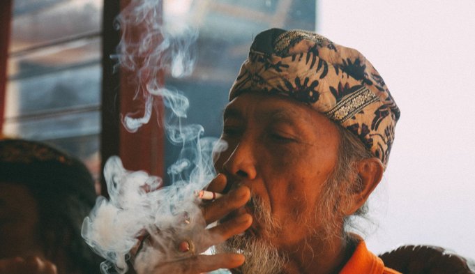larangan merokok bhutan