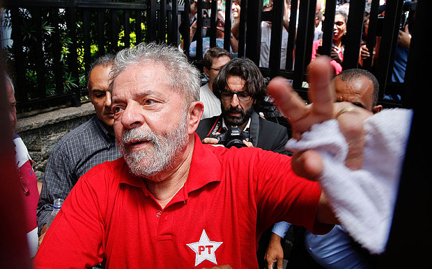 luiz inacio lula pemimpin negara brazil yang dipenjarakan