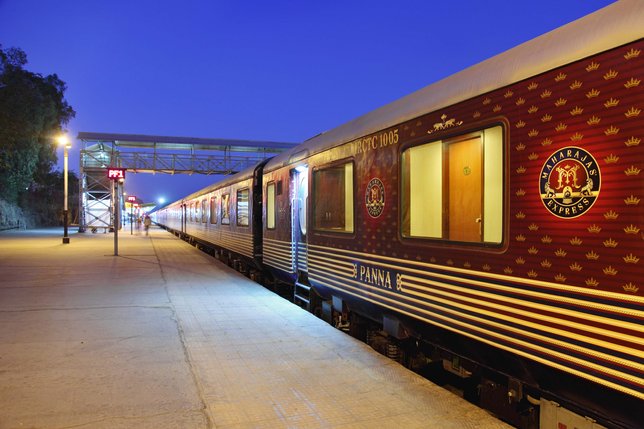 maharajas express luxury train