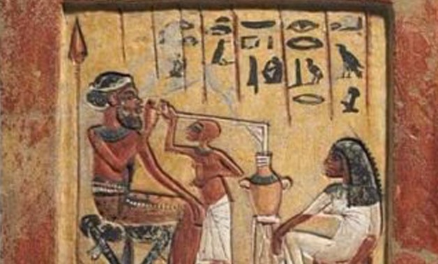 masyarakat mesir zaman dahulu minum penyedut minuman straw