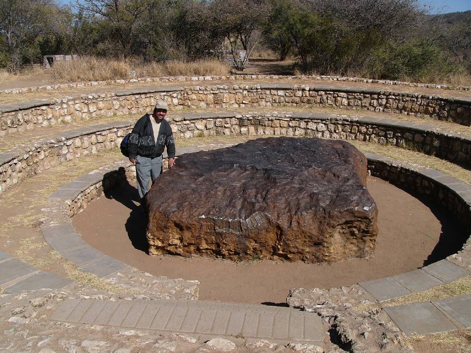 meteorit hoba meteorit paling besar pernah mendarat di bumi 01