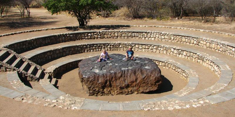 meteorit hoba terbesar di namibia
