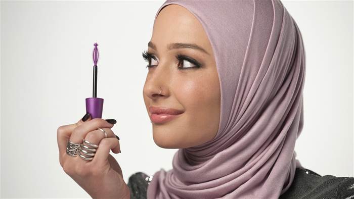 nura afia covergirl muslimah hijab kosmetik antarabangsa 3