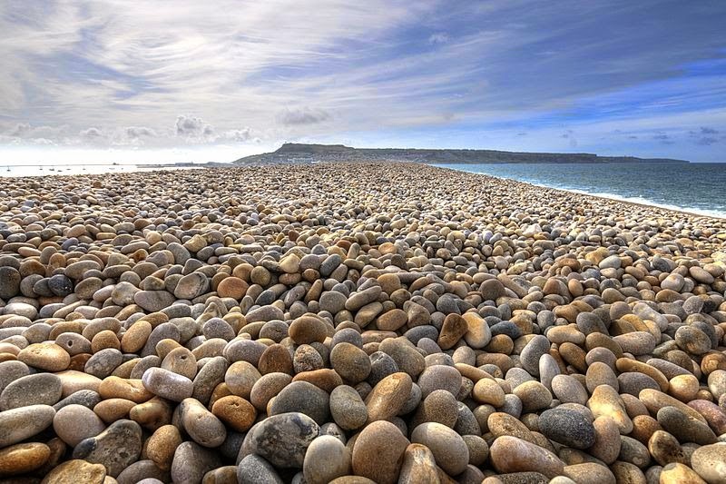 pebble shingle beach pantai batu kerikil