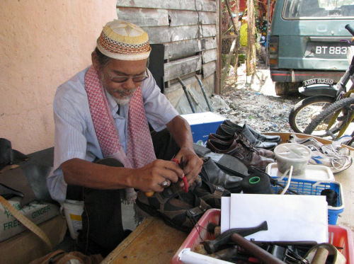 pekerjaan tukang kasut