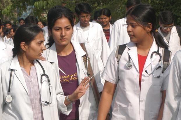 pelajar perubatan di india