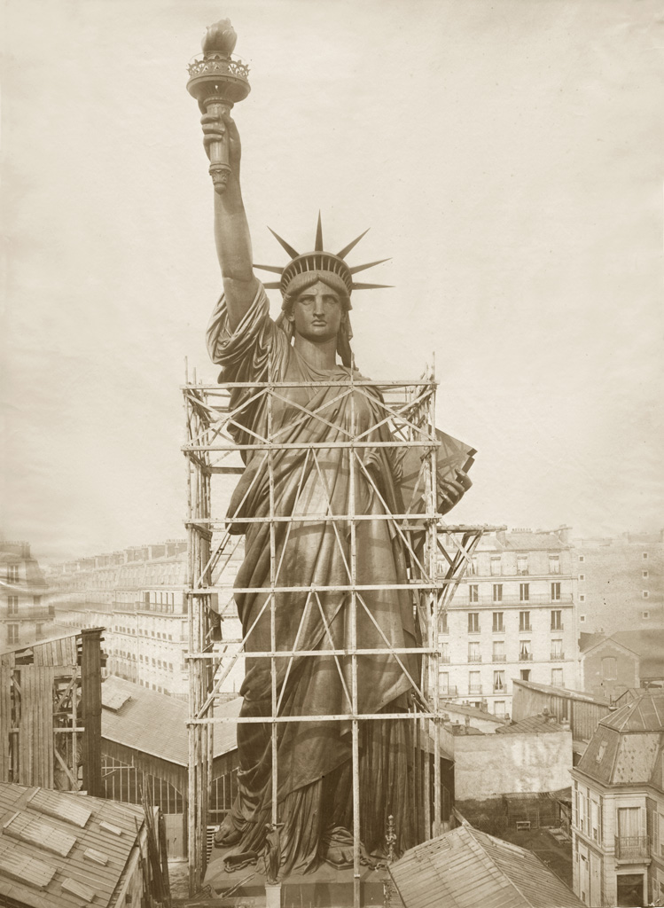 pembinaan statue of liberty