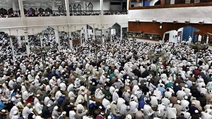 perhimpunan jemaah tabligh di masjid sri petaling