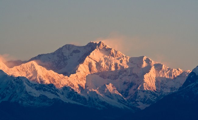 puncak gunung kanchenjunga