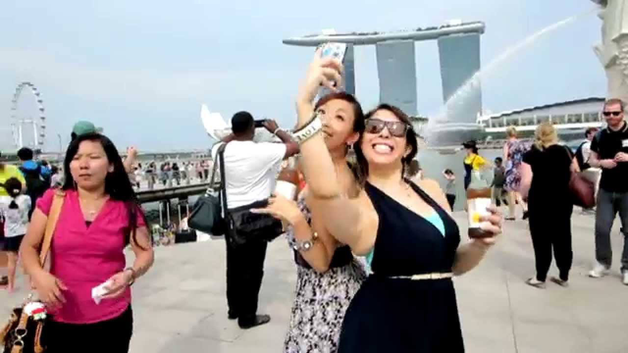 rakyat singapura selfie