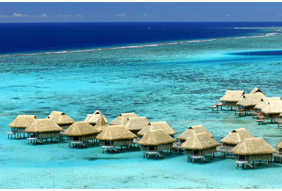 resort terapung seakan akan maldives di ora beach resort