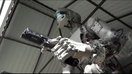 robot ganti ahli tentera