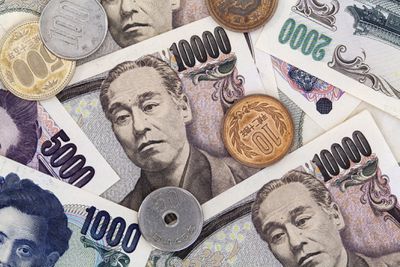 sejarah matawang jepun yen makna
