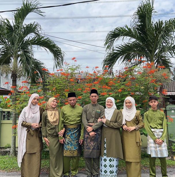 suami sarah suhairi siapa bapa family