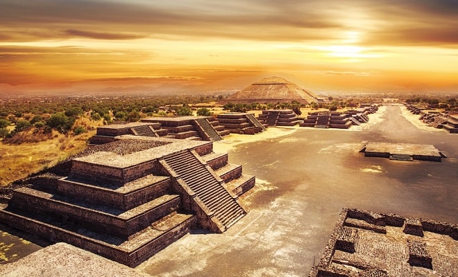 teotihuacan piramid matahari dan bulan