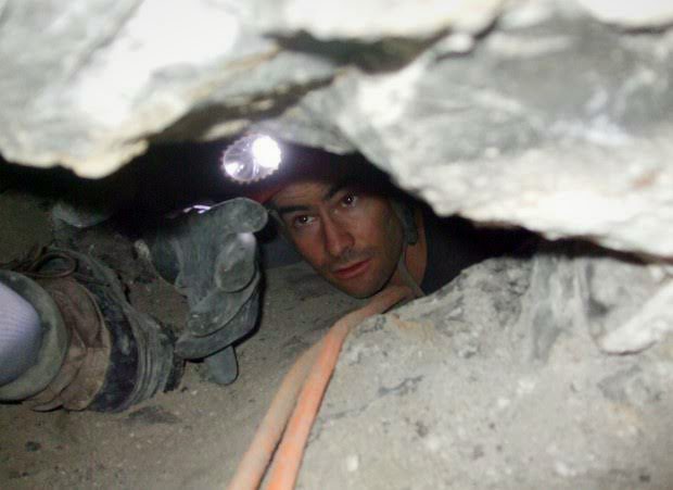 usaha menyelamat di gua