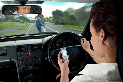 using mobile phone while driving 151