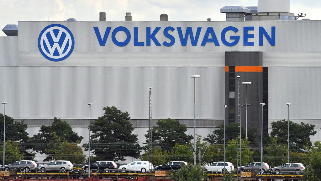 volkswagen syarikat automotif kedua paling bernilai di dunia