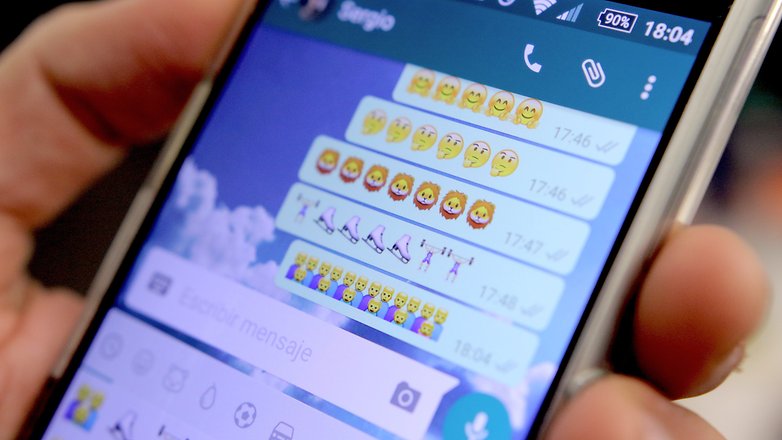 whatsapp emoji boleh disalahertikan