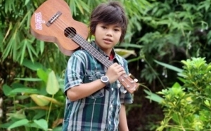10 Foto Terkini Penyanyi Indonesia, Tegar Yang Sudah Meningkat Remaja