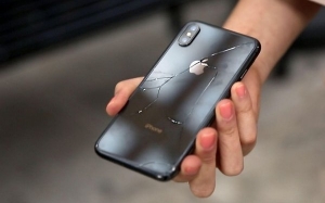 Apple iPhone X Dinobatkan Telefon Pintar Paling Mudah Pecah di Dunia 