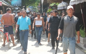 Bagaimana Sebuah Pulau di Indonesia Menghukum Pencuri Yang Tertangkap