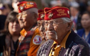 Kod Rahsia Navajo: Teknik Komunikasi Amerika Dalam WW2 Yang  Cuba Disenyapkan