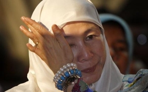 Datuk Seri Wan Azizah : Ikon Isteri Setia Sepanjang Zaman