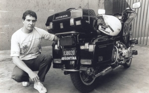 Inilah Rekod Perjalanan Terpanjang Menggunakan Motorsikal - Emilio Scotto