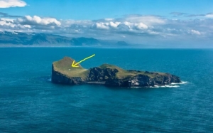 Inilah Rumah Paling Sunyi Di Dunia - Pulau Elliðaey