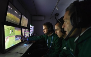 Kenali Virtual Assistant Referee (VAR), Teknologi Terbaru Dalam Piala Dunia 2018