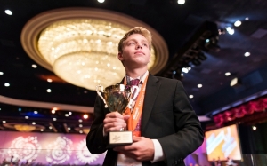 Remaja 17 Tahun Ini Merupakan Juara Dunia Dalam Pertandingan Microsoft Excel