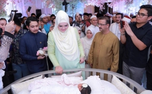 Siti Nurhaliza Ambil Pendekatan Berbeza Besarkan Anak