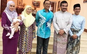 Siti Nurhaliza Jumpa Wan Azizah, Azmin Ali