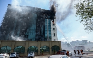Terkini: Bangunan KWSP di Jalan Gasing Terbakar